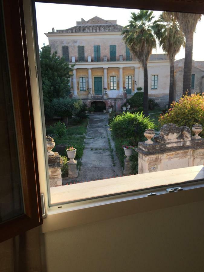 Nuovo Appartamento In Centro Pula Exteriör bild